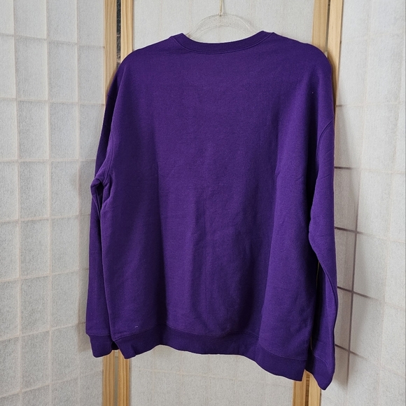 L.A Lakers Crew Neck Sweatshirt - Picture 3 of 4